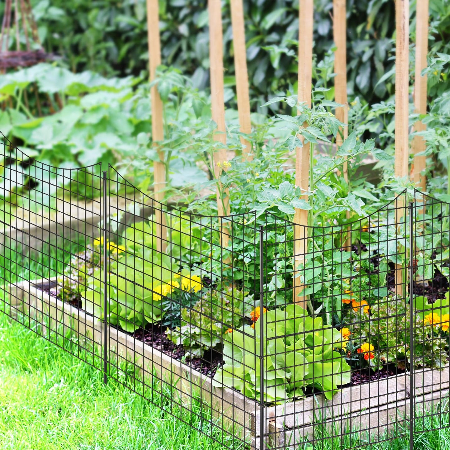 Tangkula 39 in(H) x 14.5 ft(W) Decorative Garden Fence