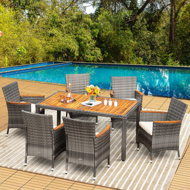 Ensemble de mobilier de salle à manger d'extérieur Tangkula 7 pièces, salon de jardin en rotin avec grande table en bois d'acacia, 6 chaises avec accoudoirs élargis