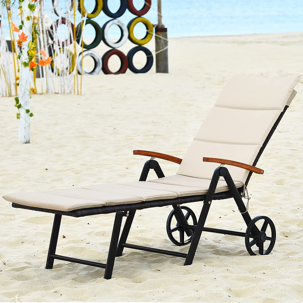Tangkula Foldable Outdoor Chaise Lounger, Wicker Lounger Chair with Aluminum Black Frame, Wheels for Easy Moving