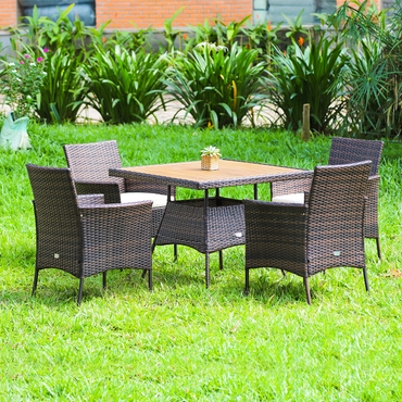 Ensemble de salle à manger Tangkula 5 pièces en osier, mobilier de salle à manger extérieur en bois d'acacia avec 4 chaises à accoudoirs et 1 table à manger