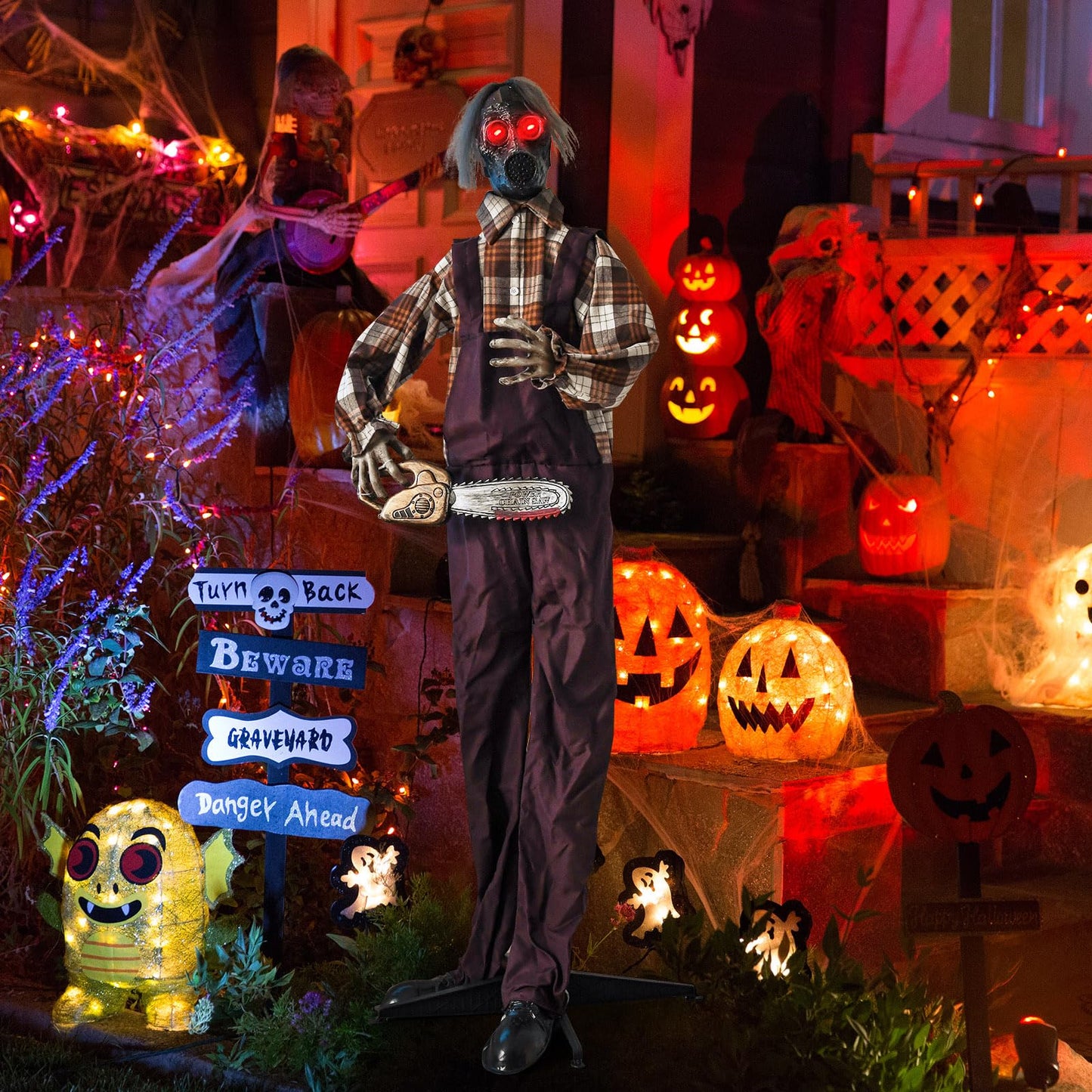 Tangkula 5.7 FT Halloween Animated Shaking Haunted Man with Chainsaws