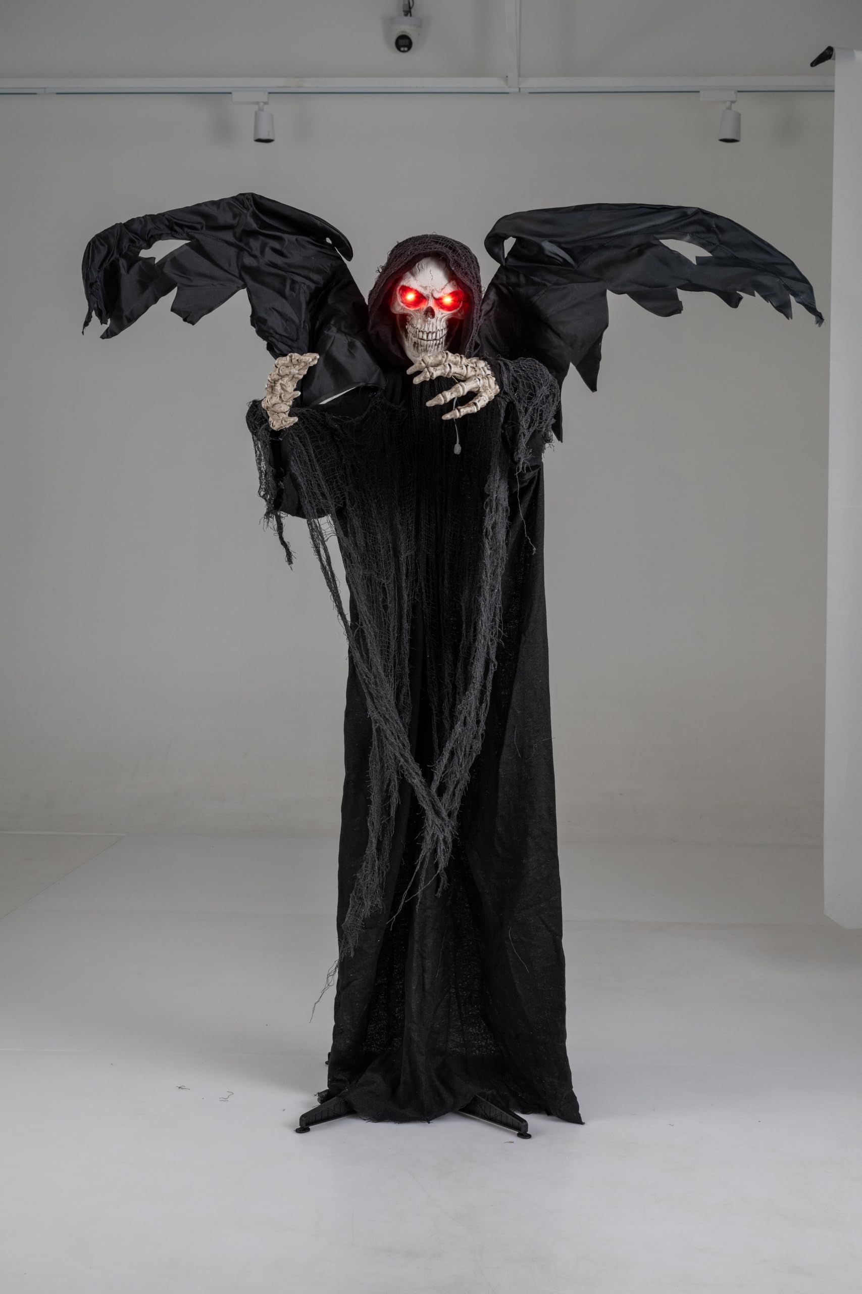 Tangkula 5.5 FT Halloween Life Size Animatronics Grim Reaper for Garden Yard