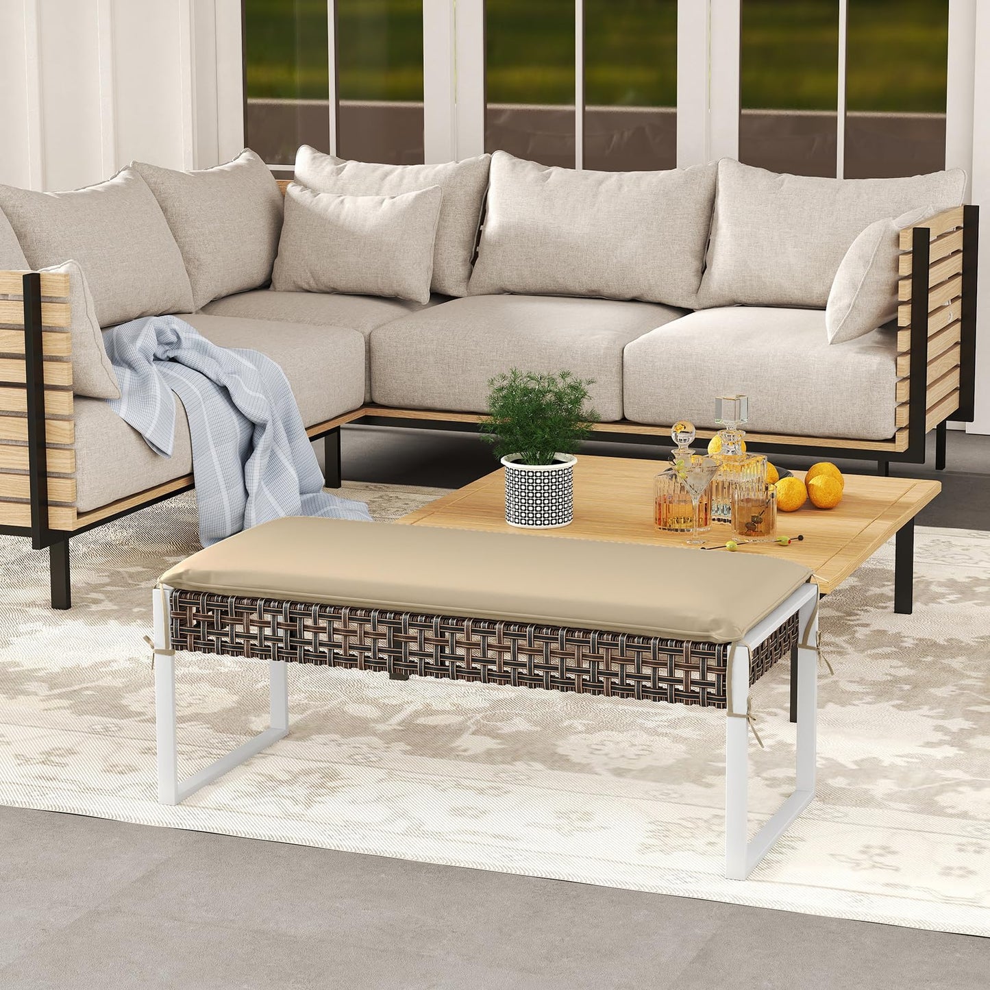 Repose-pieds d'extérieur Tangkulka avec coussin moelleux et cadre en métal