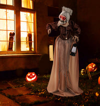 Tangkula Vieille Dame Animée d'Halloween de 1,5 m Tenant une Lanterne, Zombie Animatronique avec Yeux Rouges Lumineux à LED