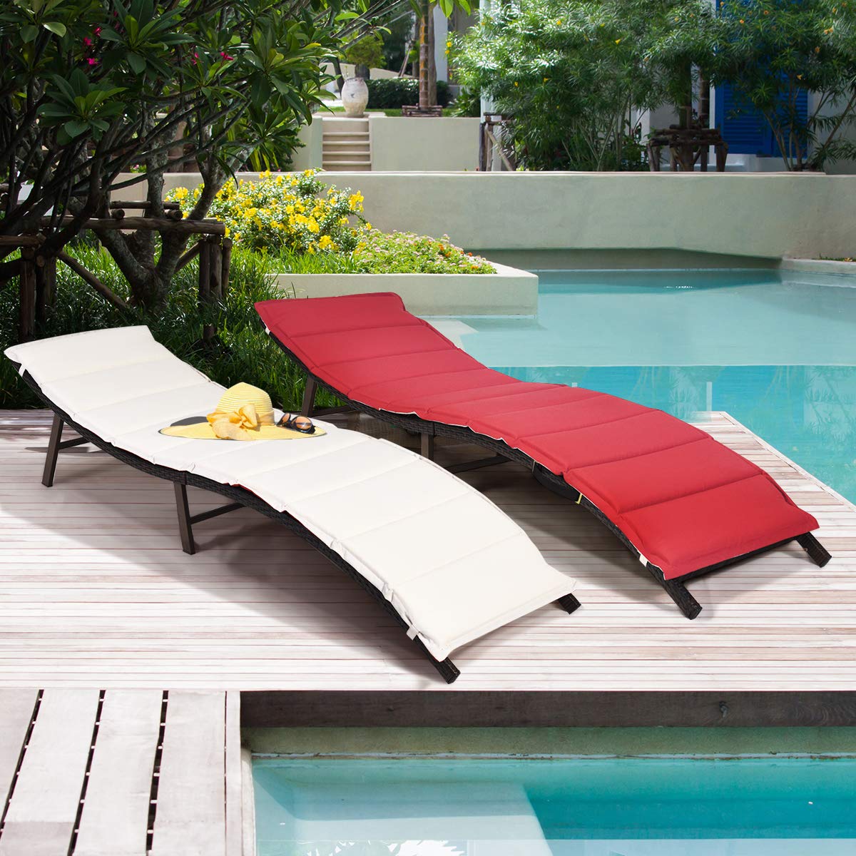 Set of 2 Patio Chaise, Foldable Outdoor Patio Wicker Lounger Chair